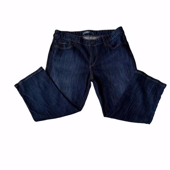 Levis Dark Wash Denim 552 Capri Size 8 - Picture 1 of 8